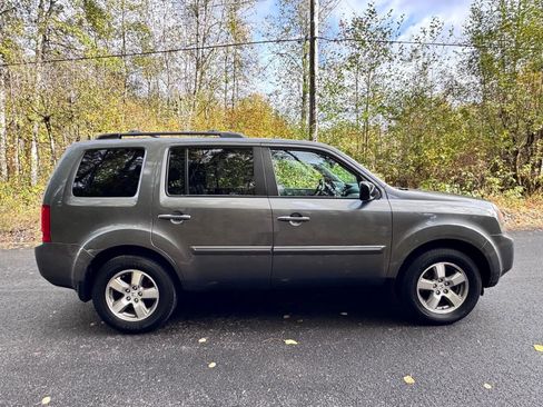 Used 2010 Honda Pilot EX-L image 6