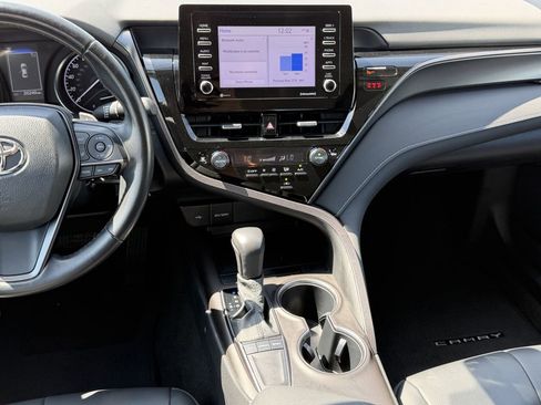 Used 2024 Toyota Camry SE FWD image 17