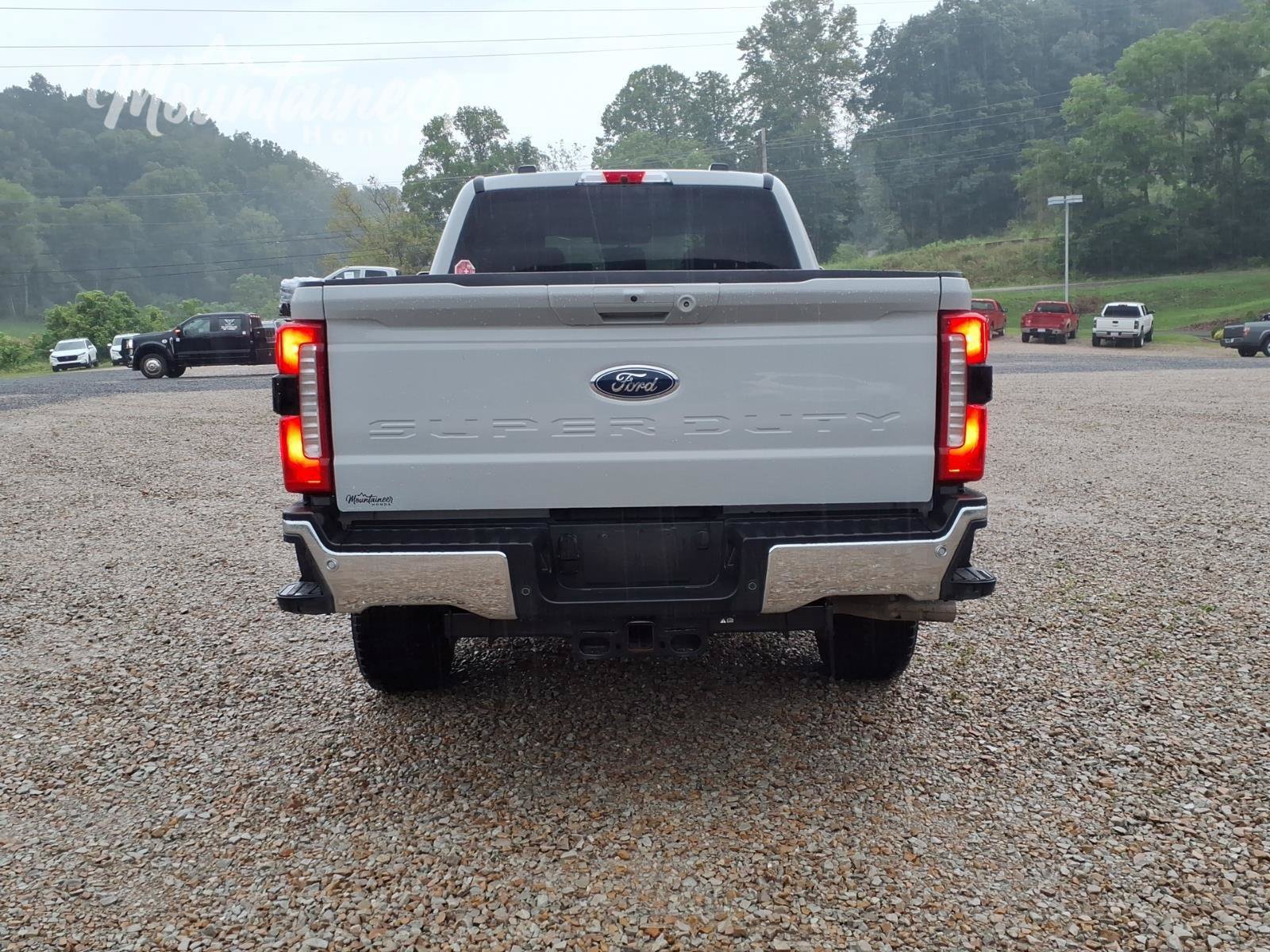 Used 2026 Ford F250 Lariat AWD/4WD image 7