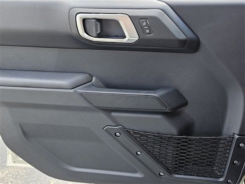 New 2025 Ford Bronco Outer Banks image 30