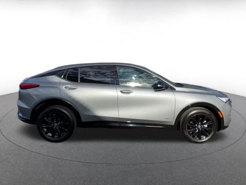 Used 2025 Buick Envista Sport Touring image 16