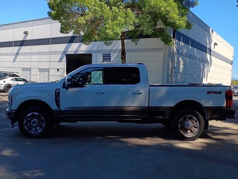 Used 2023 Ford F350 King Ranch AWD/4WD image 7