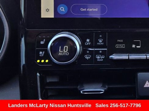 Used 2023 Toyota Highlander Platinum image 23