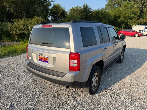 Used 2016 Jeep Patriot Sport w/ Power Value Group AWD/4WD image 32