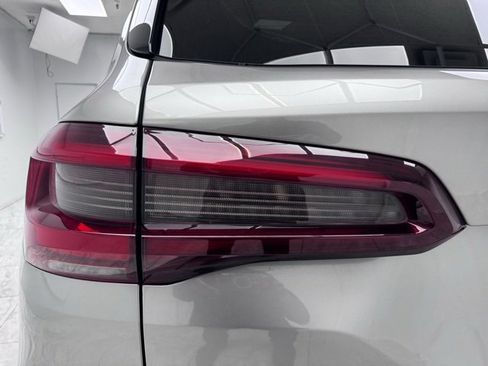 Used 2021 BMW X5 M Base w/ Competition Package image 14