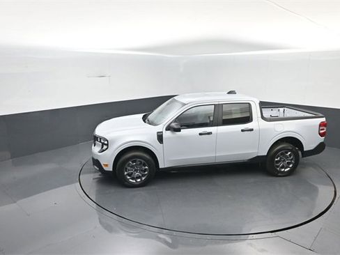 New 2026 Ford Maverick XLT image 24