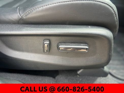 Used 2022 Honda CR-V Touring image 9