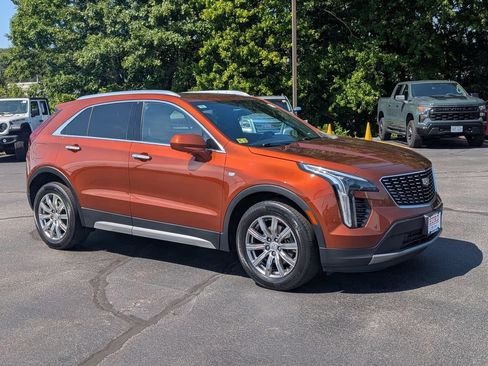 Used 2019 Cadillac XT4 Premium Luxury AWD/4WD image 1