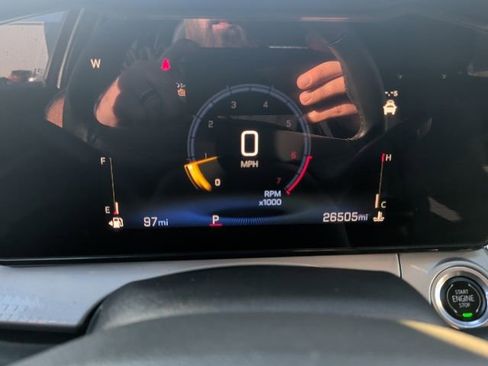 Certified 2025 Chevrolet Trax LT w/ Driver Confidence Package image 25