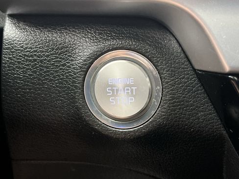 Used 2020 Kia Telluride S AWD/4WD image 21