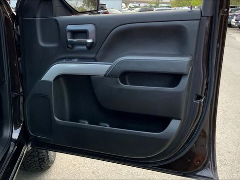 Used 2019 Chevrolet Silverado 1500 LT w/ All Star Edition image 18