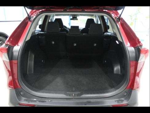 Used 2024 Toyota RAV4 LE AWD/4WD image 18