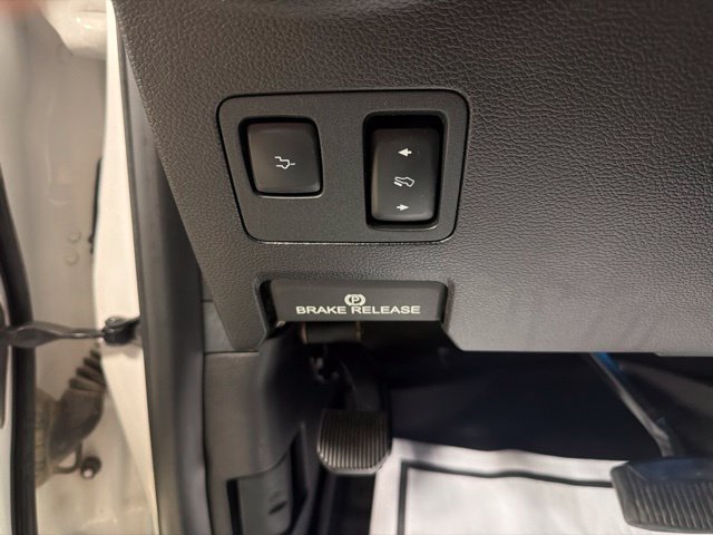 Used 2017 Ford F450 Platinum w/ Platinum Ultimate Package AWD/4WD image 17