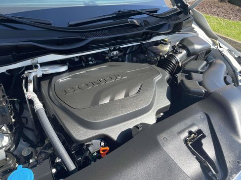 Used 2023 Honda Odyssey Elite image 13