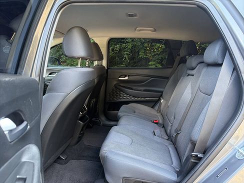 Used 2019 Hyundai Santa Fe SE FWD image 20