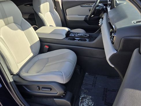 Used 2024 Honda Pilot EX-L image 16