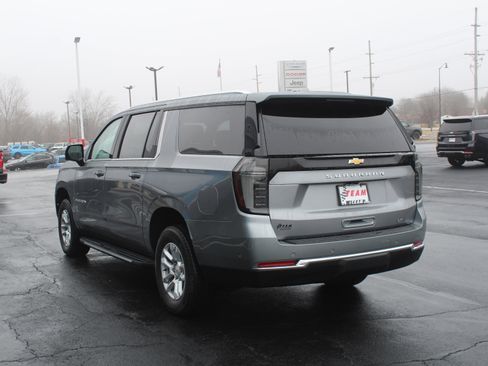 New 2026 Chevrolet Suburban LT w/ Comfort Package image 5