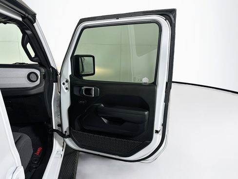 Used 2024 Jeep Wrangler Sport S w/ Convenience Group image 32