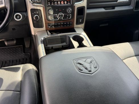 Used 2017 RAM 3500 Laramie AWD/4WD image 17