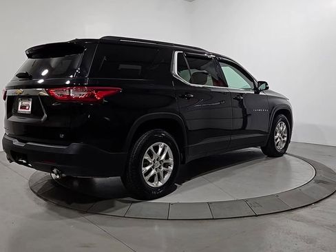 Used 2020 Chevrolet Traverse LT w/ Driver Confidence II Package image 5