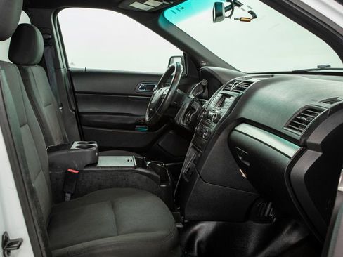 Used 2017 Ford Explorer 4WD Police Interceptor w/ Ready For The Road Package image 17