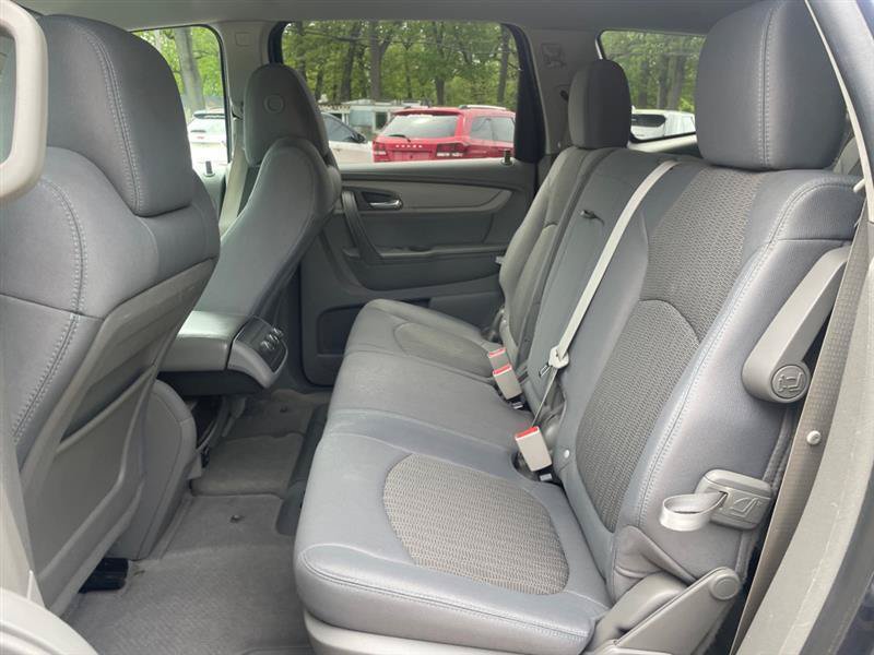 Used 2014 Chevrolet Traverse LS FWD image 11