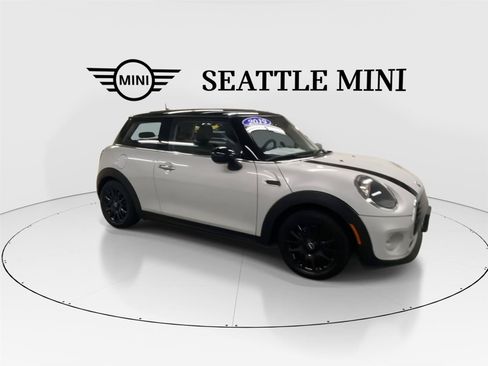 Used 2019 MINI Cooper 2-Door Hardtop FWD image 12