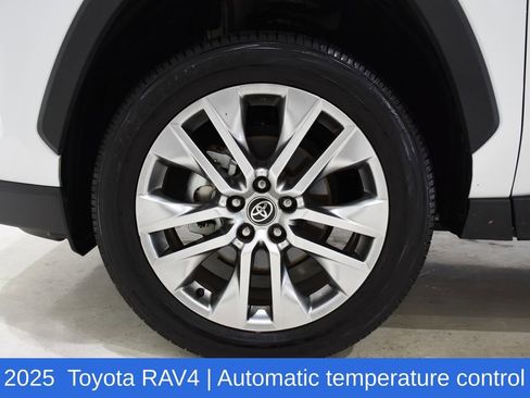 Certified 2025 Toyota RAV4 XLE Premium image 6