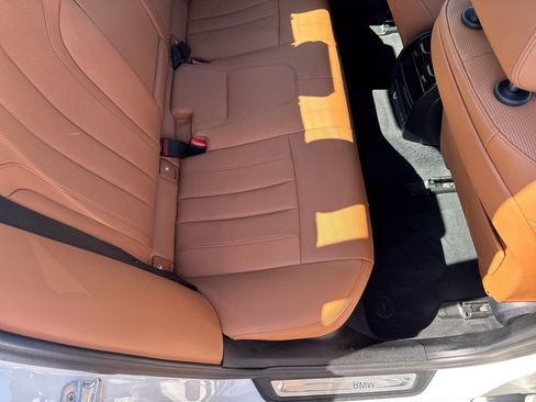 Used 2023 BMW 530e image 28