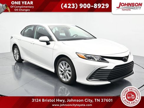 Used 2024 Toyota Camry LE FWD image 1