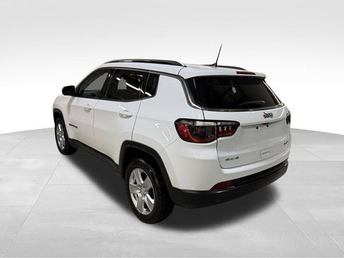 Certified 2022 Jeep Compass Latitude AWD/4WD image 3
