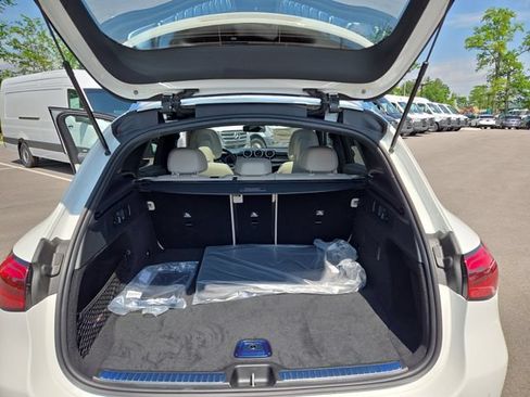 New 2026 Mercedes-Benz GLC 300 4MATIC image 28