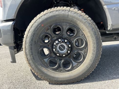 New 2026 Ford F350 Lariat w/ Black Appearance Package image 12