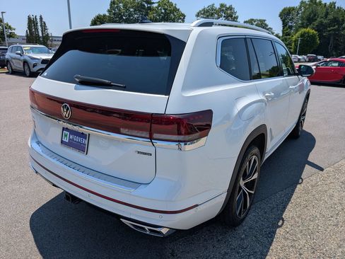 Used 2026 Volkswagen Atlas SEL Premium R-Line AWD/4WD image 6