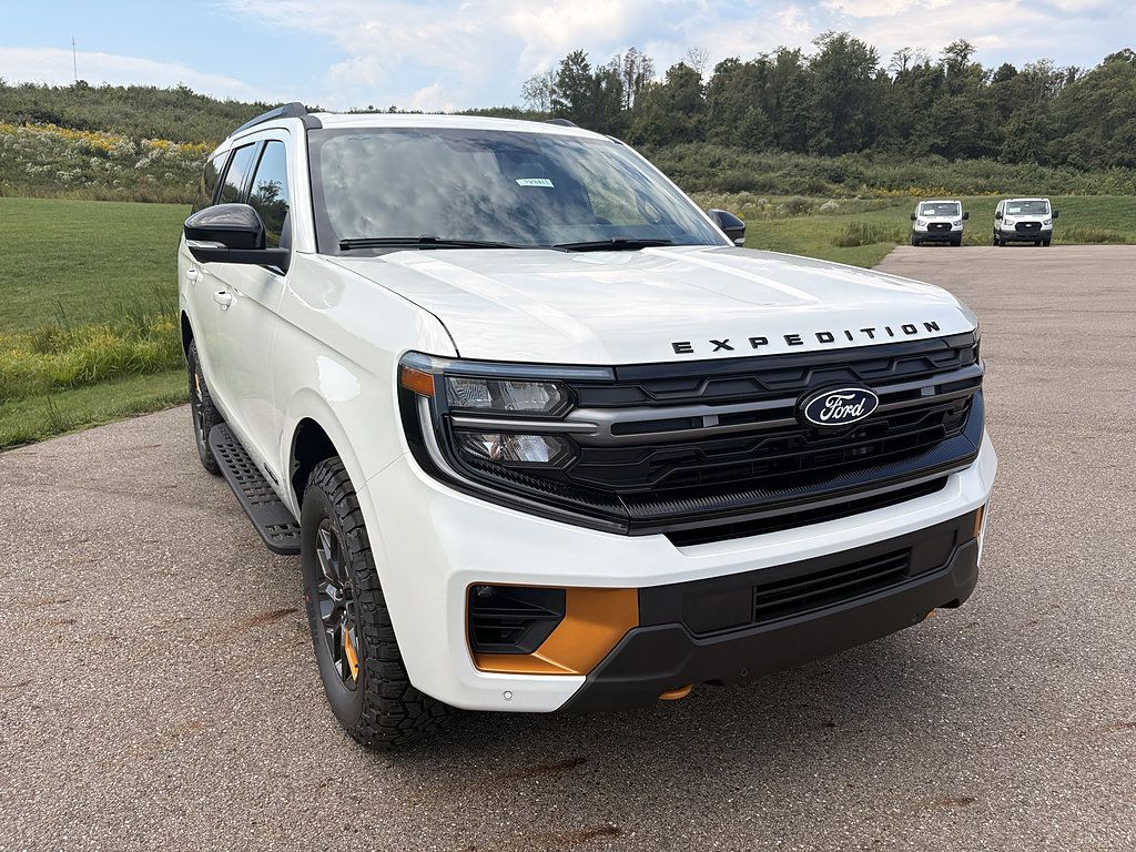 New 2027 Ford Expedition Tremor w/ Driver's Package AWD/4WD image 7