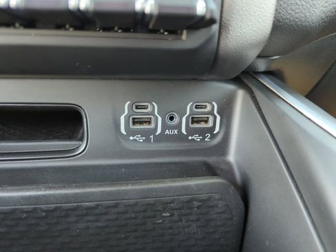 Used 2022 RAM 1500 Lone Star w/ Night Edition image 37