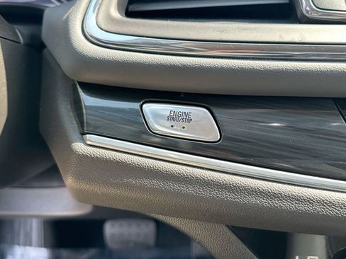 Certified 2021 Buick Enclave Essence w/ Sound and Sites Package image 17