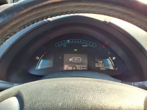 Used 2013 Nissan Leaf S w/ Charger Pkg FWD image 15