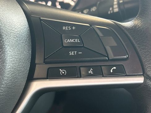 Used 2022 Nissan Altima 2.5 SV FWD image 21