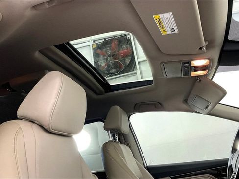Used 2023 Honda Odyssey Touring image 21