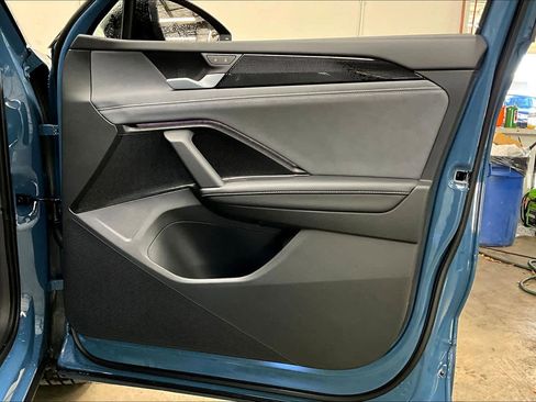 New 2026 Volkswagen Tiguan SE R-Line image 30