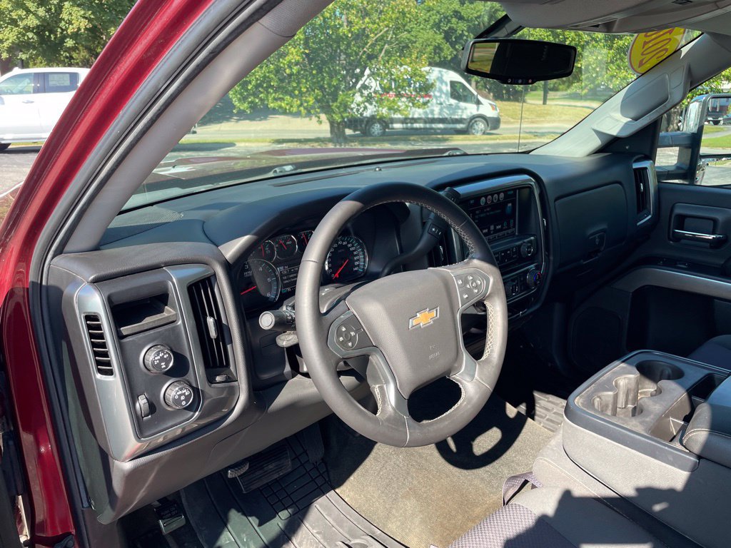 Used 2016 Chevrolet Silverado 1500 LT w/ All Star Edition AWD/4WD image 9