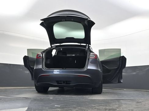 Used 2020 Tesla Model Y Performance AWD/4WD image 46