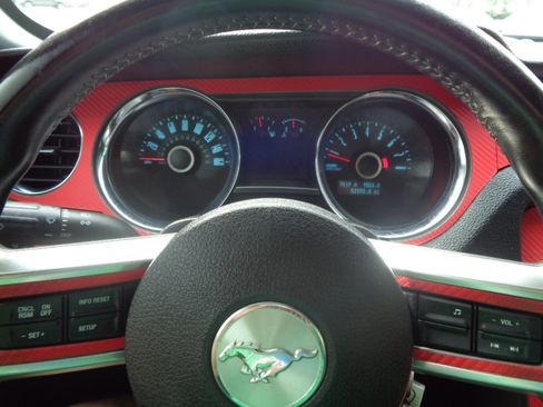 Used 2014 Ford Mustang GT image 4