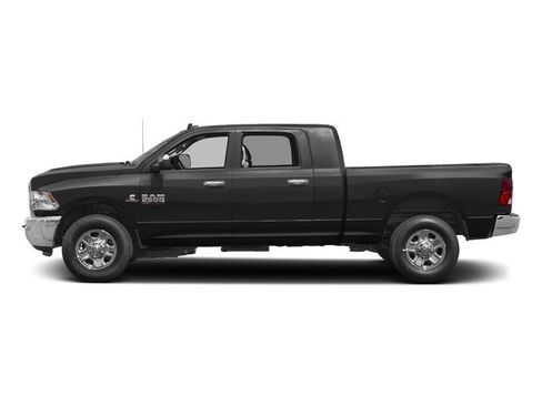 Used 2017 RAM 2500 Big Horn w/ Sport Appearance Group AWD/4WD image 3