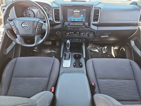 Used 2024 Nissan Frontier SV w/ Hardbody Edition image 16