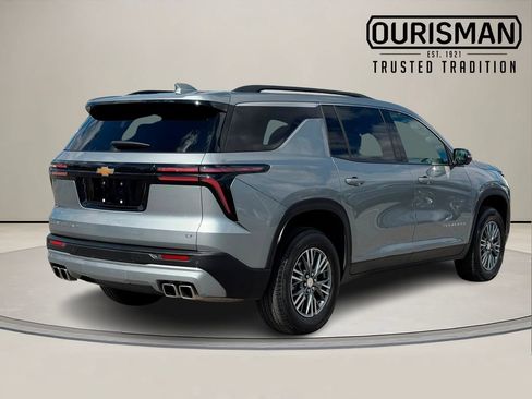 Used 2024 Chevrolet Traverse LT AWD/4WD image 5