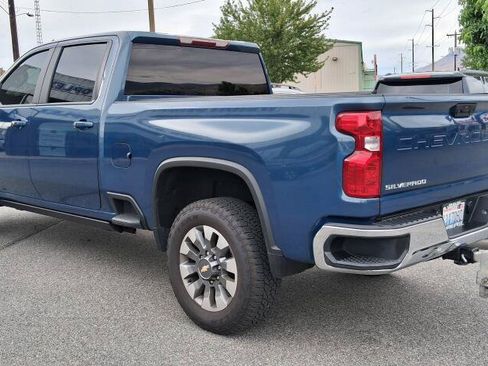 Used 2025 Chevrolet Silverado 2500 LT AWD/4WD image 2