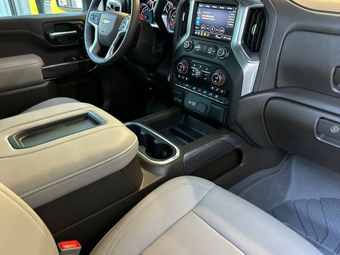 Used 2022 Chevrolet Silverado 3500 LTZ w/ LTZ Plus Package AWD/4WD image 17