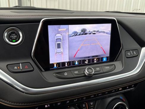 Used 2021 Chevrolet Blazer Premier w/ Driver Confidence II Package image 11